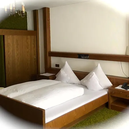 Sonnen Alp Garni Hotel Seefeld in Tirol