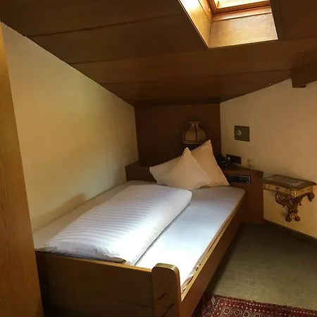 Hotel Sonnen Alp Garni 3*